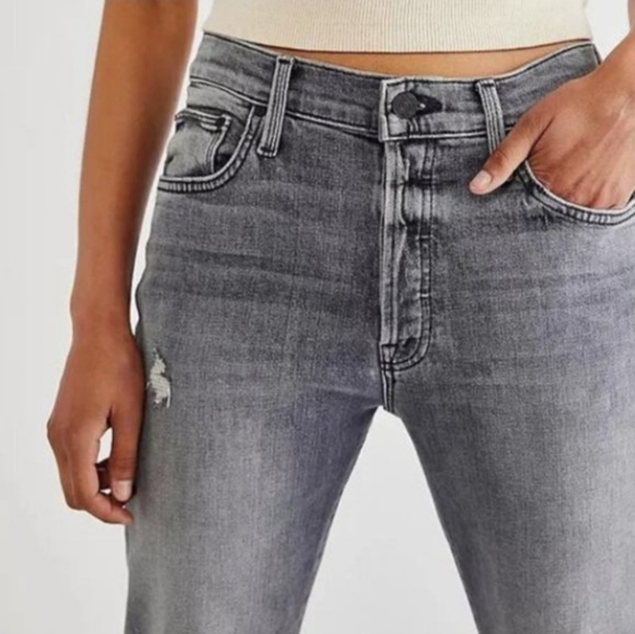 MOTHER Ankle Cropped Distressed Black Jeans - Picture 3 of 10